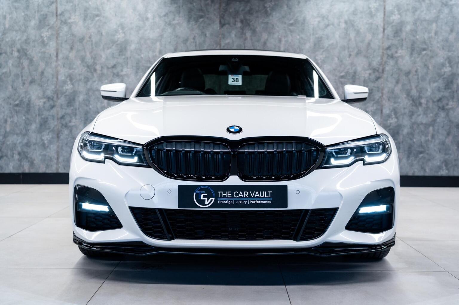 2021 BMW 3 SERIES 2.0 330e 12kWh M Sport Auto xDrive Euro 6 (s/s) 4dr, exterior view 4