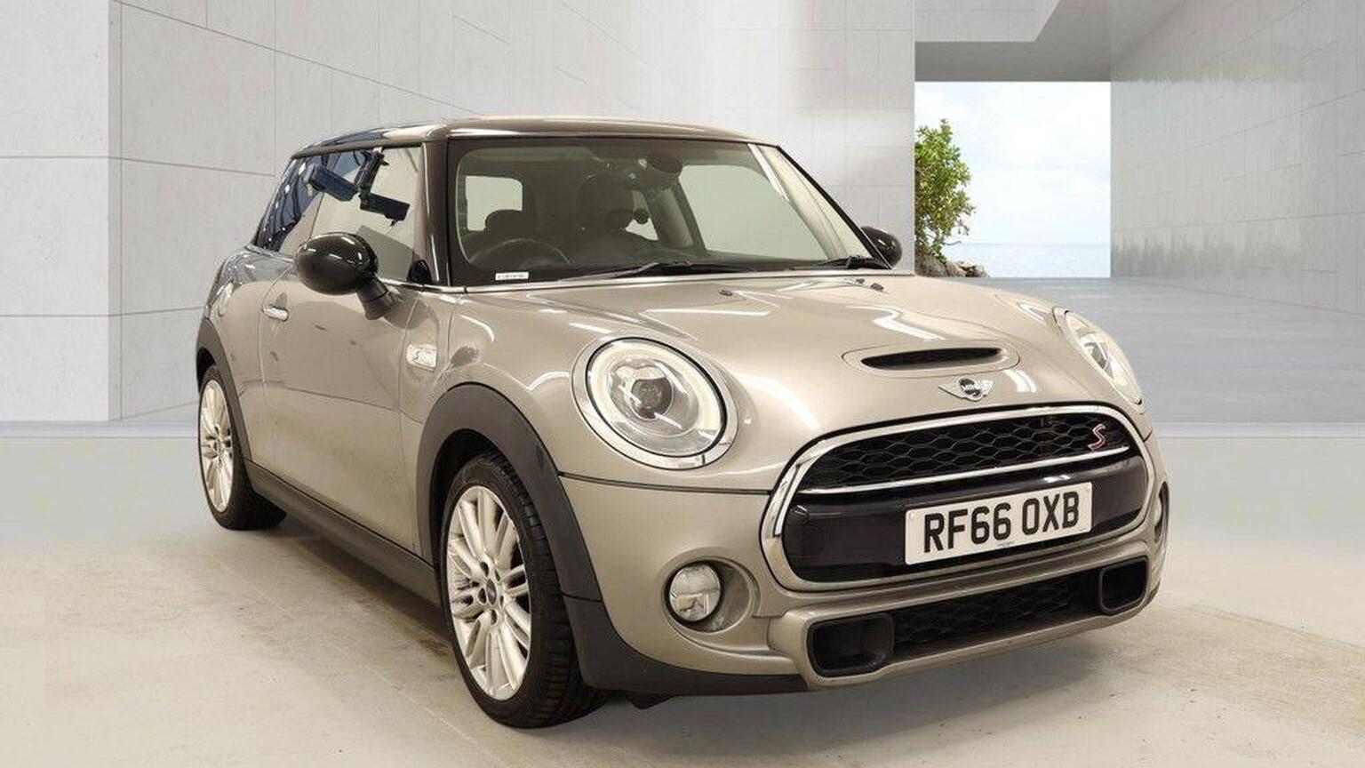2016 Mini Hatch 2.0 Cooper SD Auto 6Spd Euro 6 (s/s) 3dr for sale in the UK