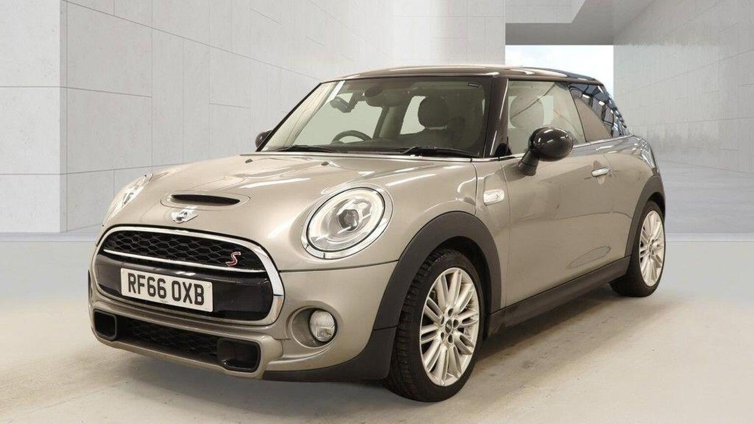 2016 MINI HATCH 2.0 Cooper SD Auto 6Spd Euro 6 (s/s) 3dr, exterior view 2