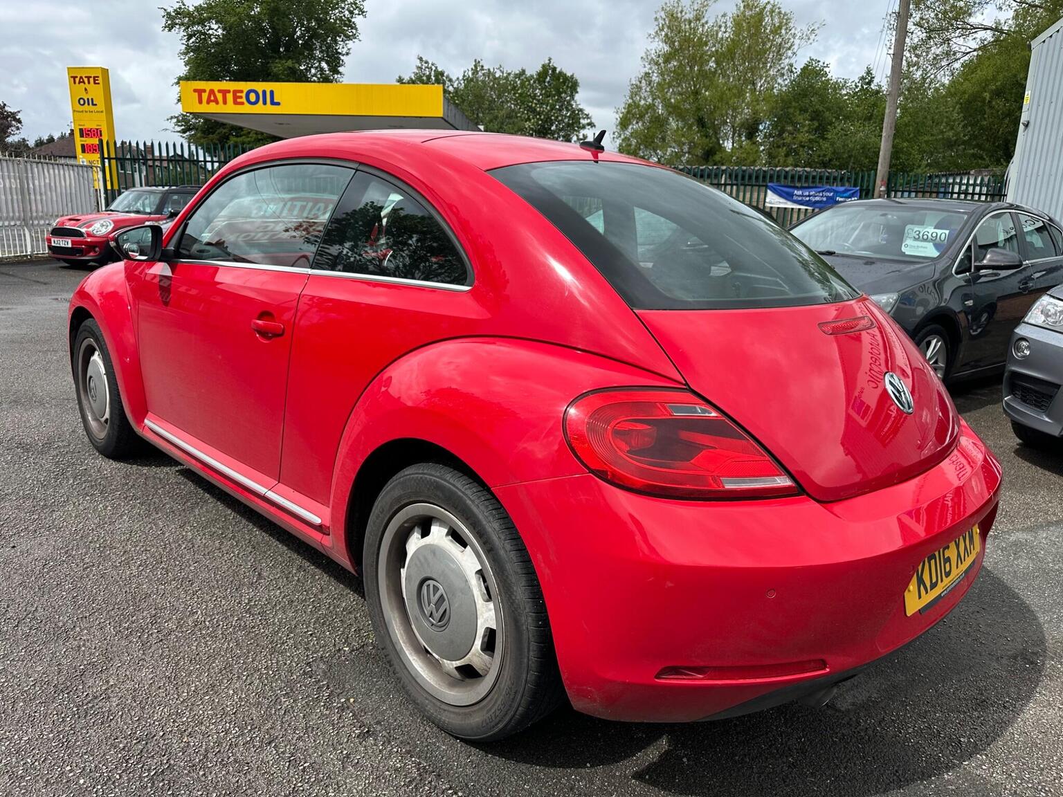 2016 Volkswagen BEETLE 1.2 TSI BlueMotion Tech Design Euro 6 (s/s) 3dr, exterior view 2