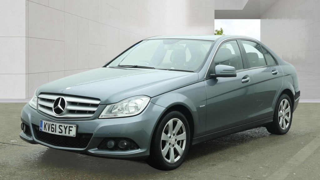 2011 Mercedes-Benz C CLASS 1.8 C180 BlueEfficiency SE, exterior view 2