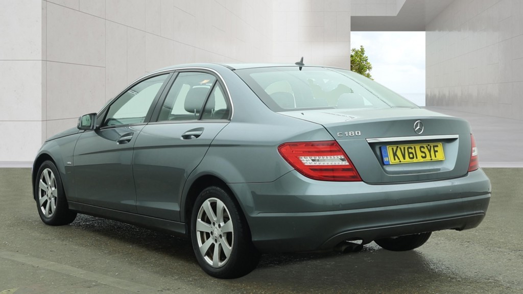 2011 Mercedes-Benz C CLASS 1.8 C180 BlueEfficiency SE, exterior view 3