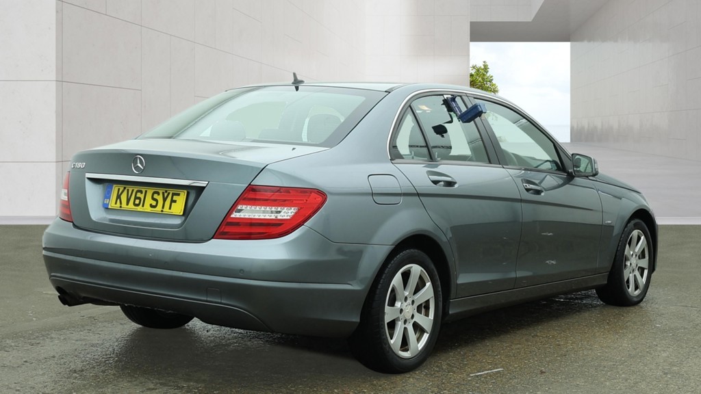 2011 Mercedes-Benz C CLASS 1.8 C180 BlueEfficiency SE, exterior view 4
