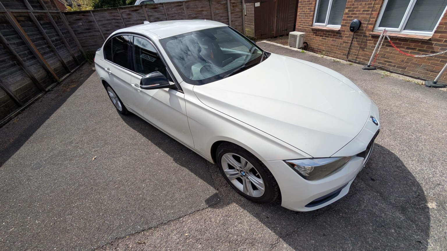 2016 BMW 3 SERIES 2.0 320d ED Sport Saloon, exterior view 4