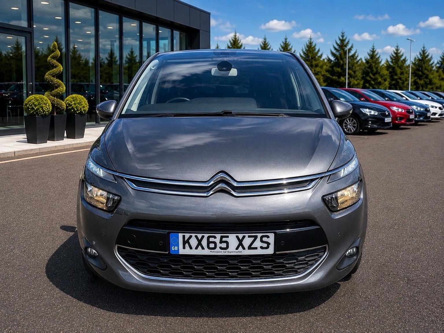 2015 Citroen C4 PICASSO 1.6 e-HDi Exclusive Euro 5 (s/s) 5dr, exterior view 2