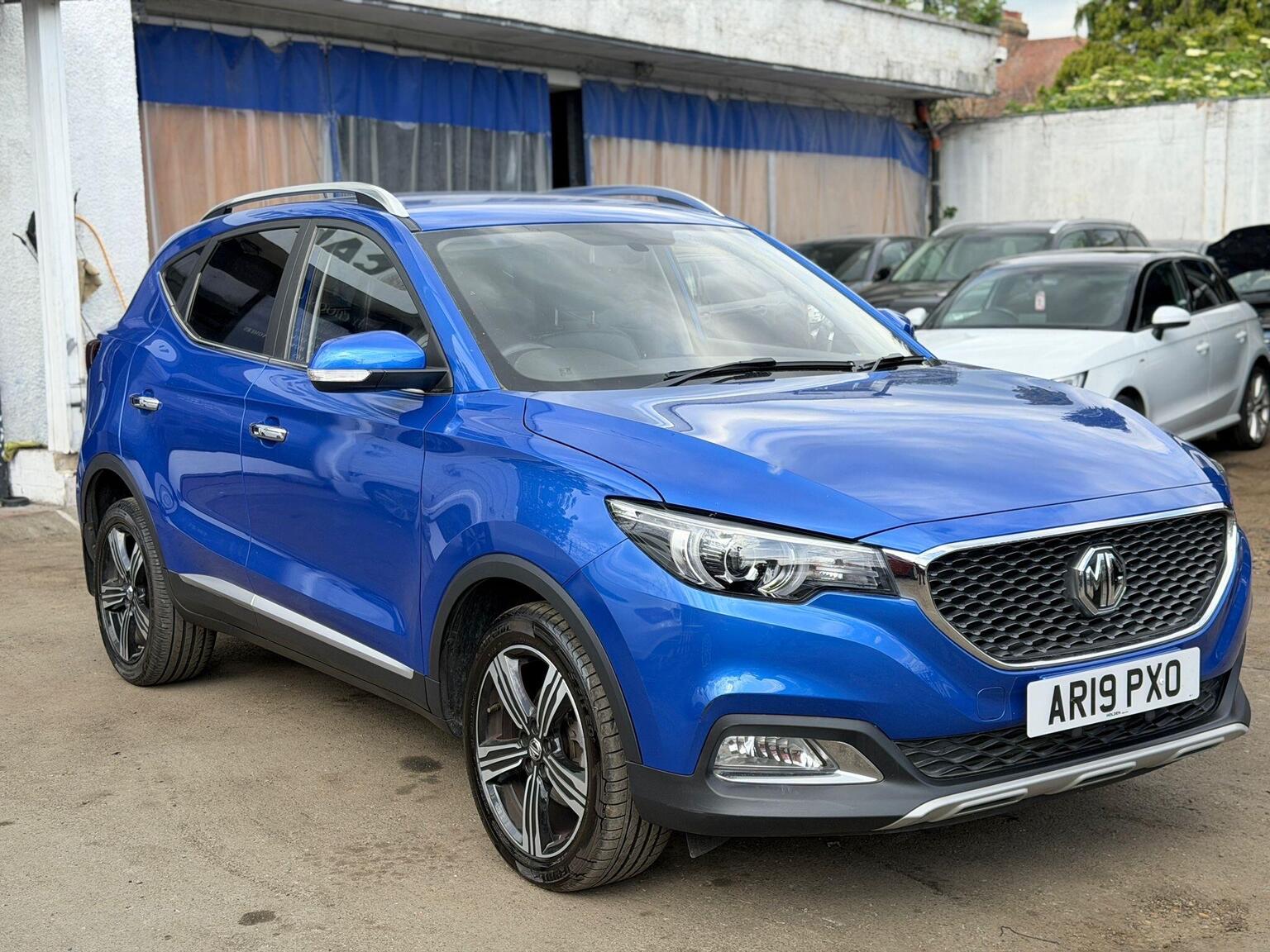 2019 MG MG ZS 1.0 T-GDI Exclusive Auto Euro 6 5dr for sale, exterior front view