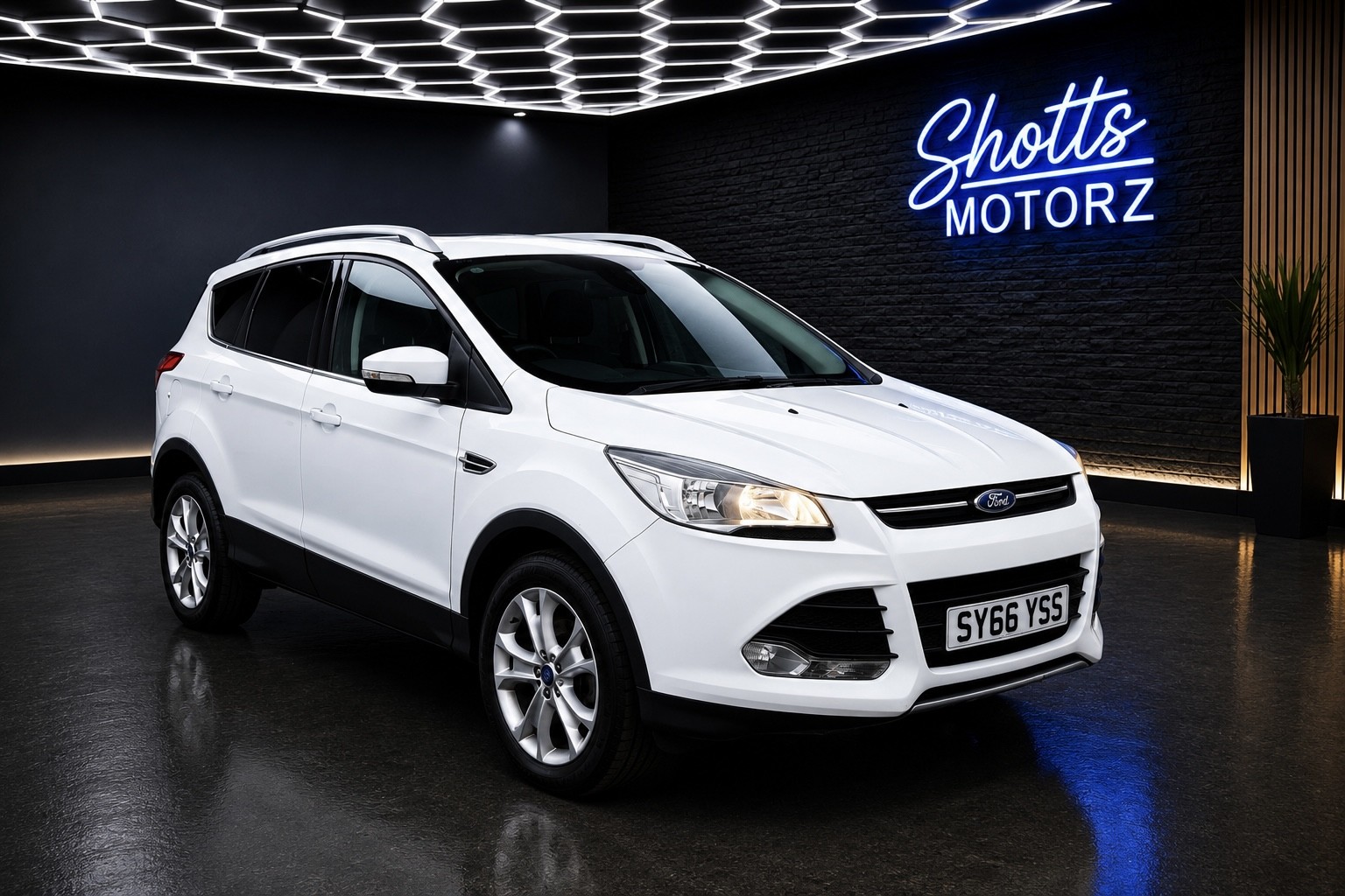 2016 Ford KUGA 2.0 TDCi EcoBlue Zetec for sale, exterior front view