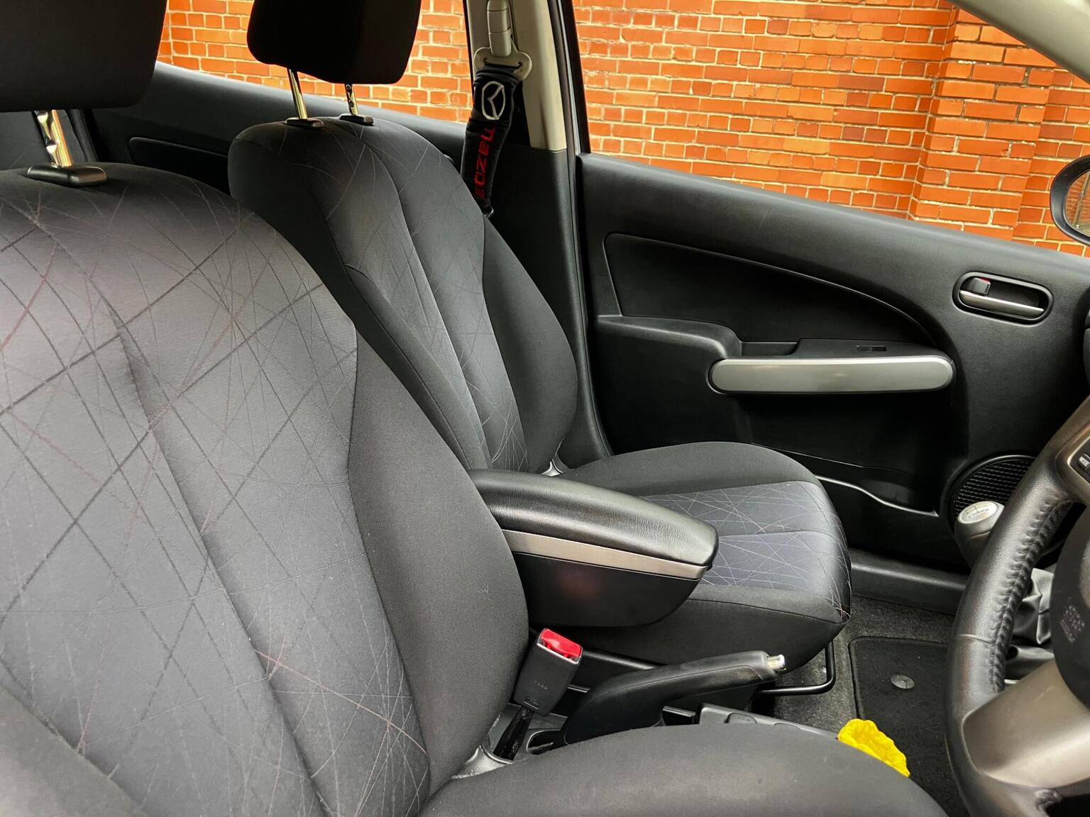2011 Mazda MAZDA2 1.3 Tamura Euro 5 5dr, exterior view 3