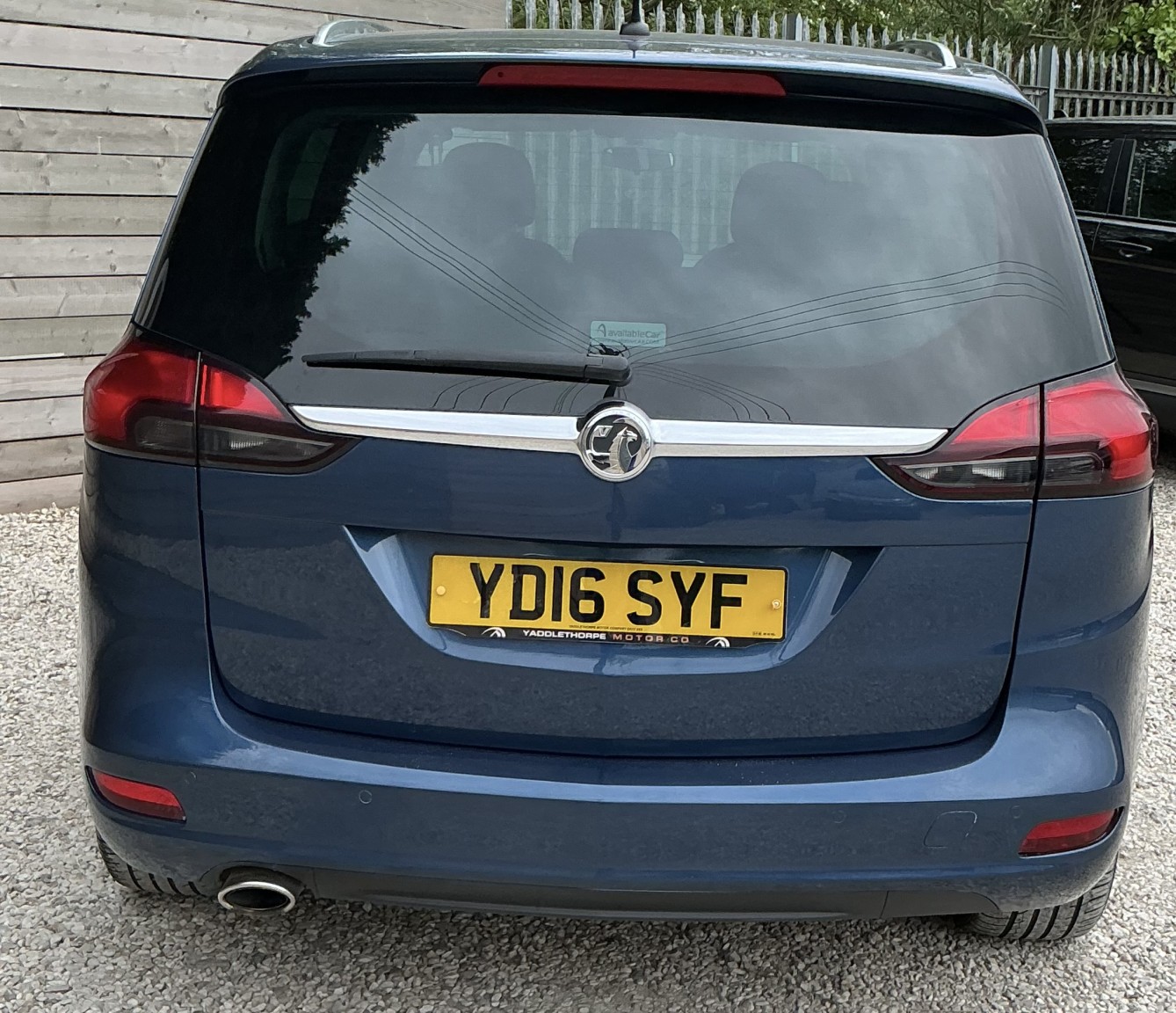 2016 Vauxhall ZAFIRA TOURER 2.0 CDTi SRi, exterior view 4