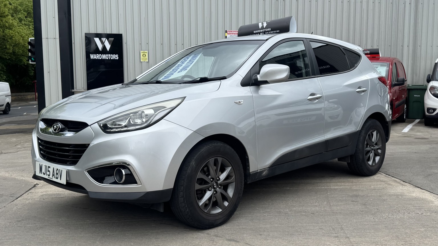 2015 Hyundai IX35 1.7 CRDi S Diesel Silver 5dr CLIMATE+AUX+2KEYS for sale, exterior front view