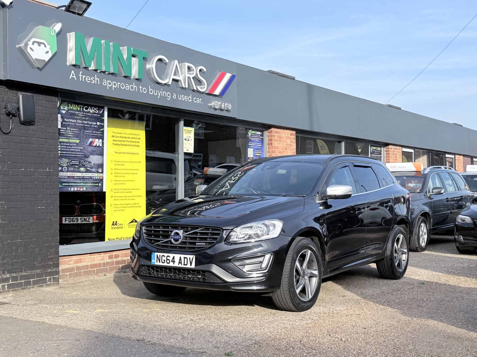 2014 Volvo XC60 2.0 R-Design D4 (181hp), exterior view 3