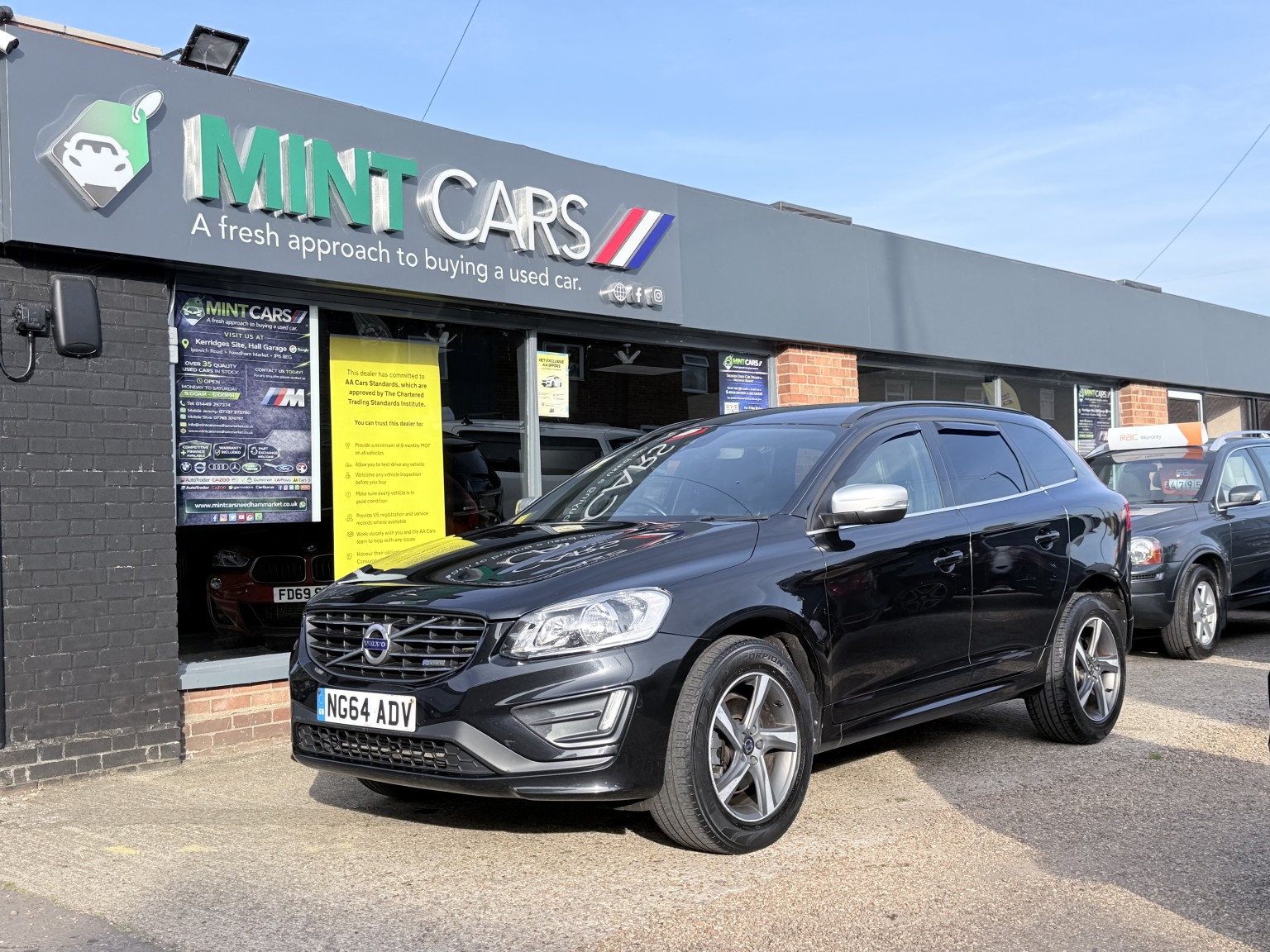 2014 Volvo XC60 2.0 R-Design D4 (181hp), exterior view 4