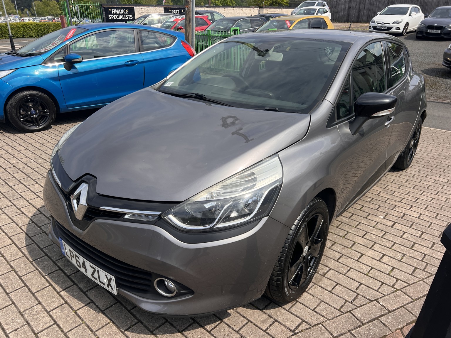 2015 Renault CLIO 1.2 Dynamique MediaNav 1.2 16V 75, exterior view 2