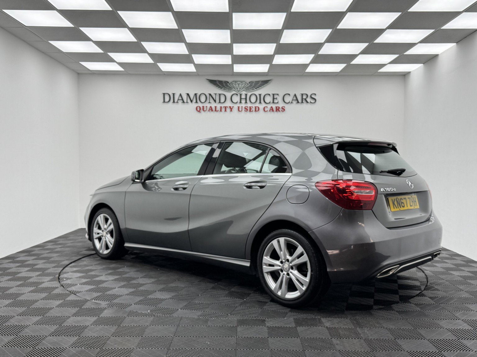 2017 Mercedes-Benz A CLASS 1.5 A180d Sport, exterior view 4