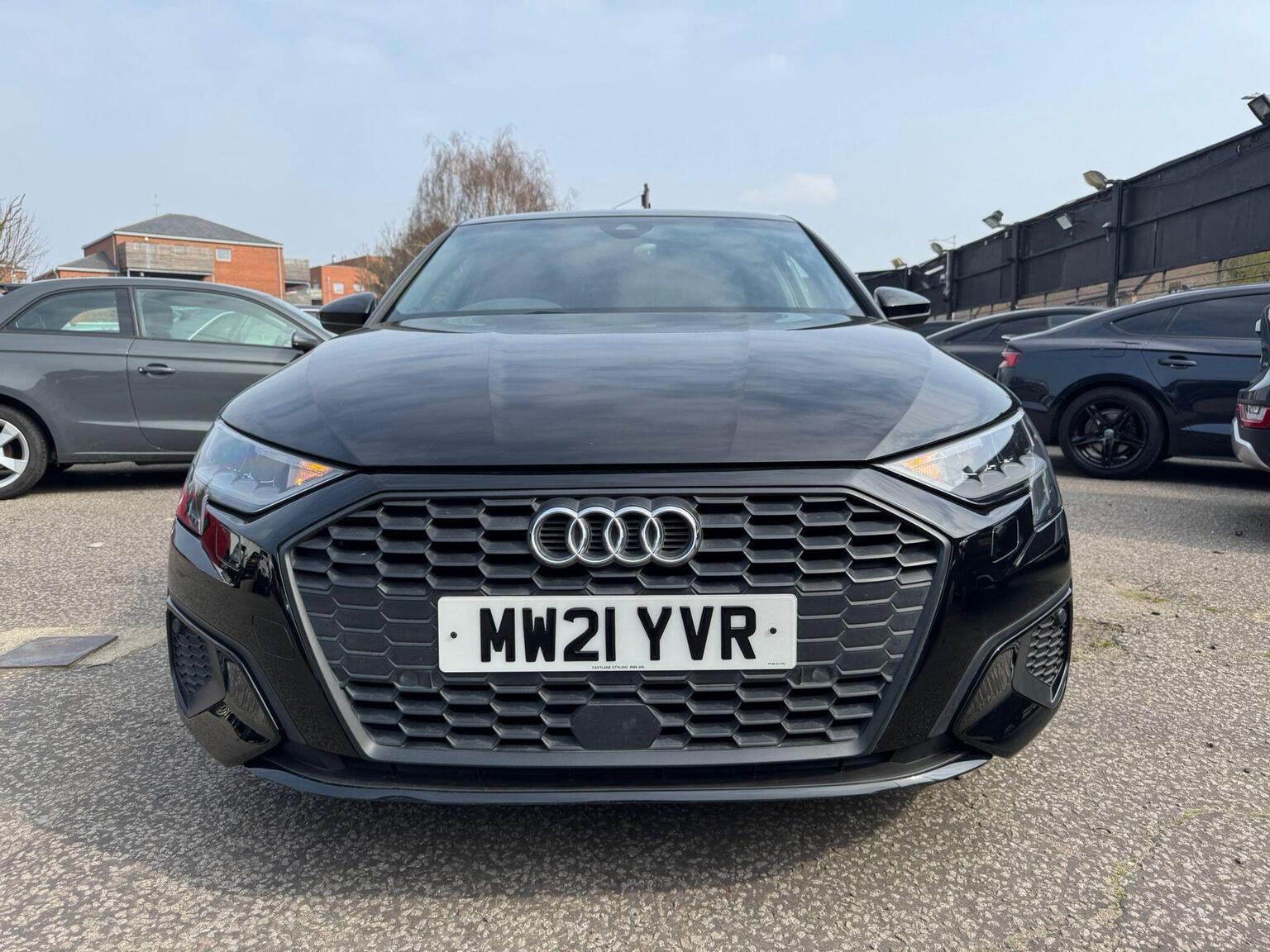 2021 Audi A3 1.5 TFSI 35 Technik Sportback S Tronic Euro 6 (s/s) 5dr, exterior view 3