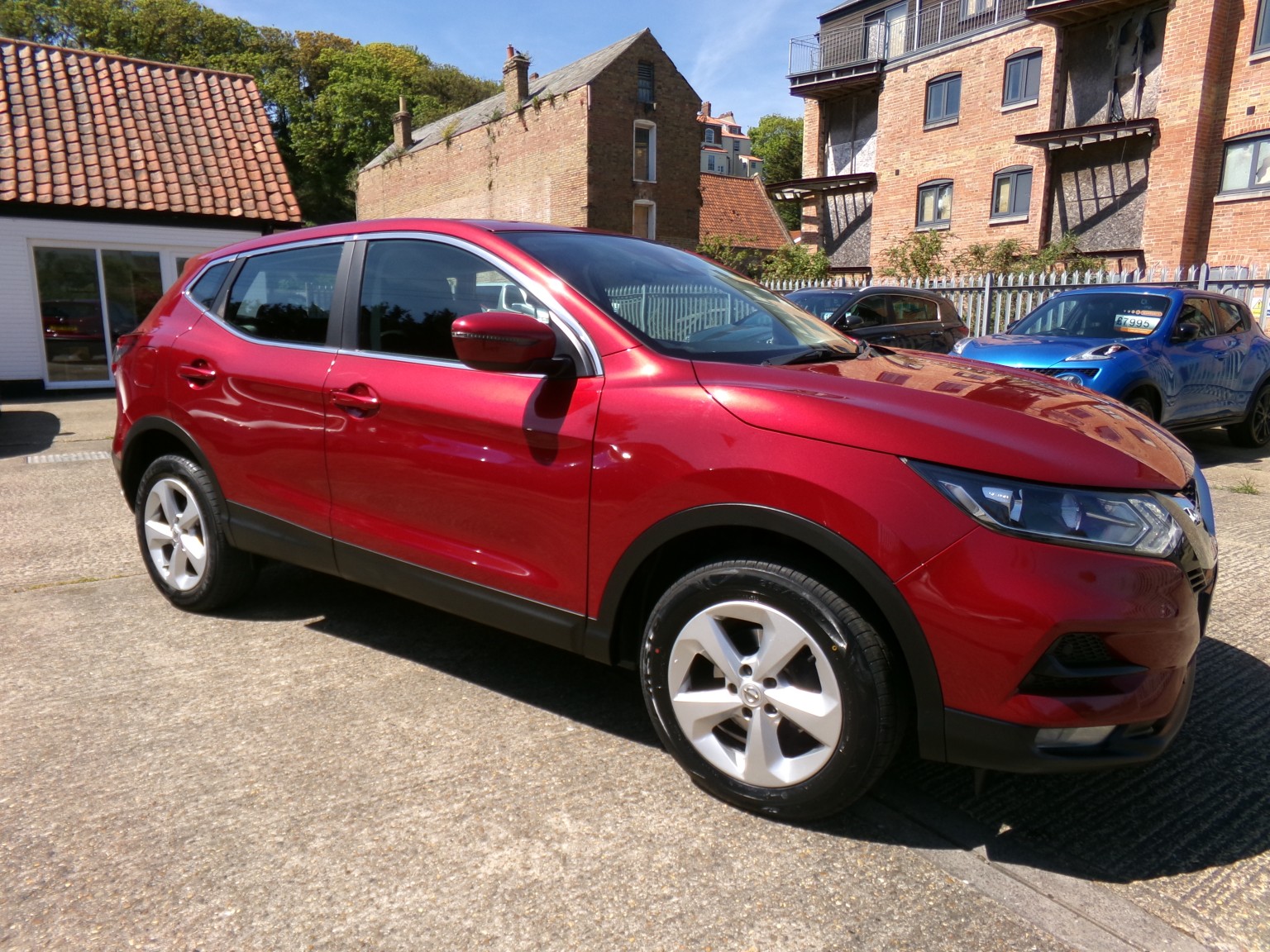 2020 Nissan QASHQAI 1.3 DIG-T Acenta Premium, exterior view 2