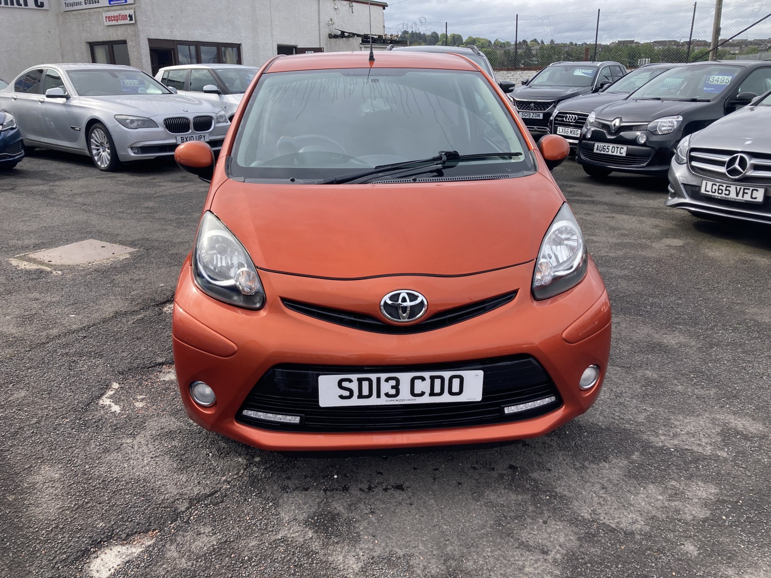 2013 Toyota AYGO 1.0 VVT-i Fire, exterior view 2