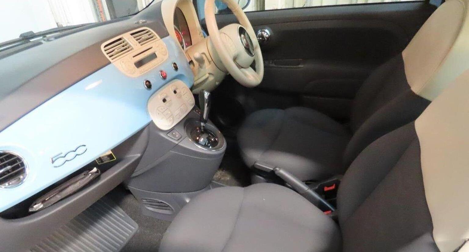2012 Fiat 500 0.9 TwinAir Lounge Dualogic Euro 5 (s/s) 3dr, exterior view 2