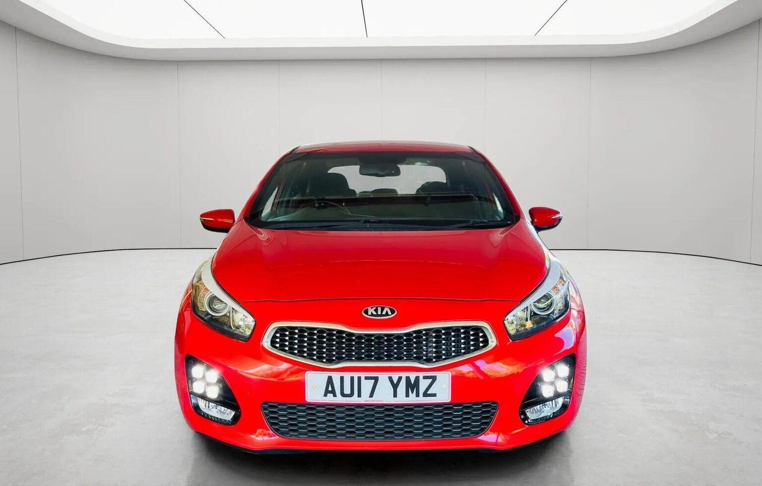2017 Kia CEED 1.6 CRDi GT-Line Euro 6 (s/s) 5dr, exterior view 3