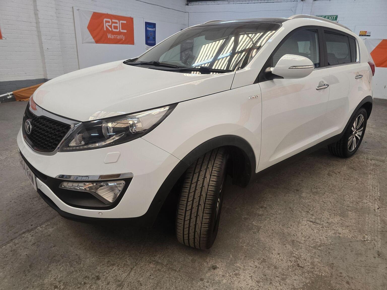 2014 Kia SPORTAGE 2.0 CRDi KX-4 Auto AWD Euro 5 5dr, exterior view 3