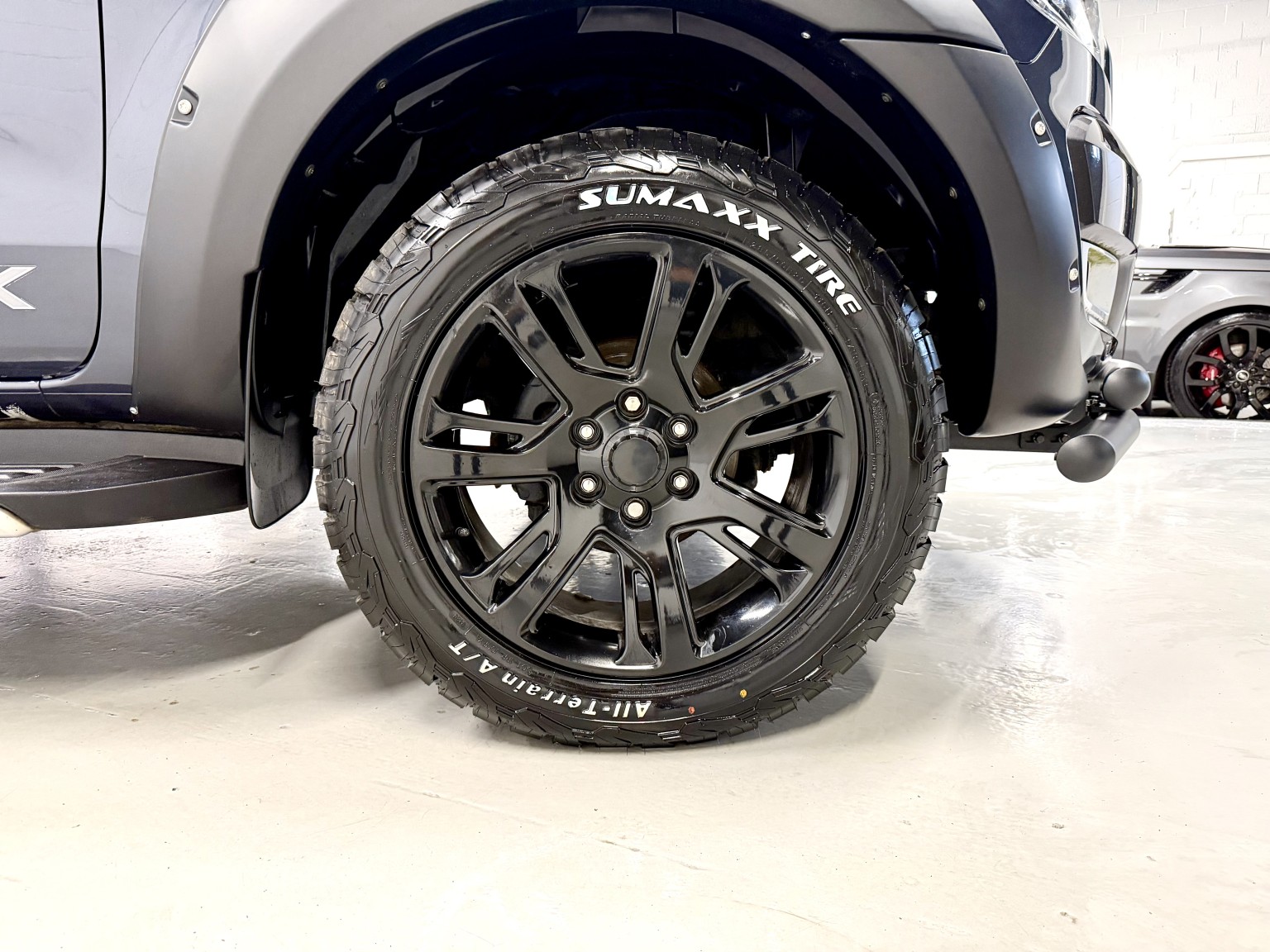 2019 Ford RANGER 3.2 TDCi Wildtrak Auto Double Cab Pick Up, exterior view 3