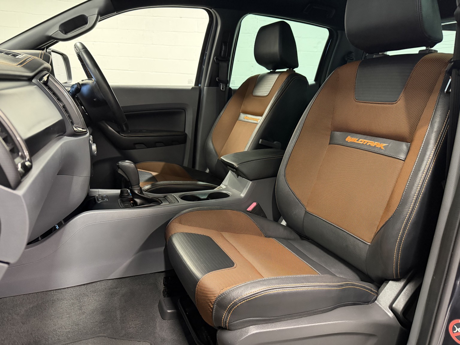 2019 Ford RANGER 3.2 TDCi Wildtrak Auto Double Cab Pick Up, exterior view 4