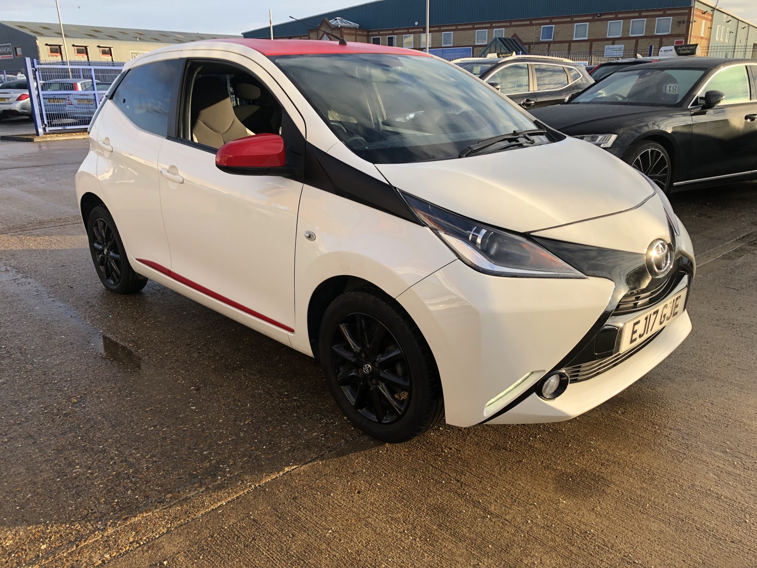 2017 TOYOTA AYGO 1.0 VVT-i x-press