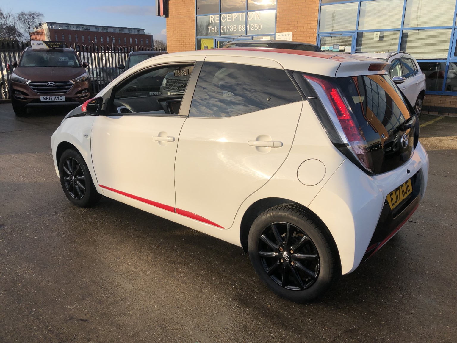 2017 Toyota AYGO 1.0 VVT-i x-press, exterior view 4