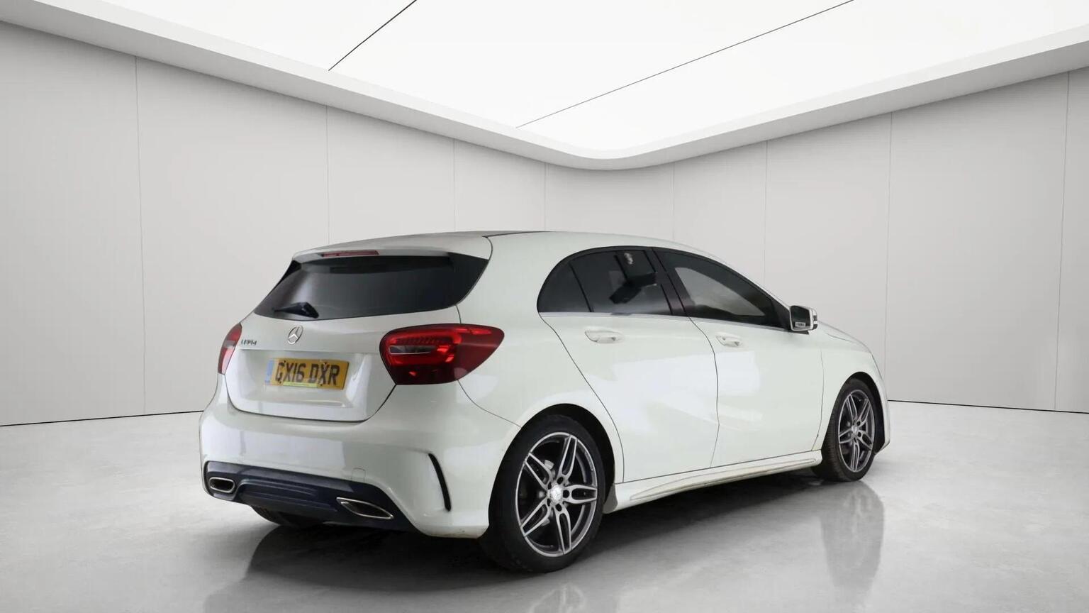2016 MERCEDES-BENZ A CLASS 1.5 A180d AMG Line Euro 6 (s/s) 5dr
