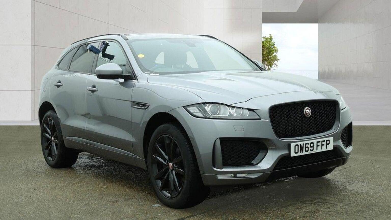 2020 Jaguar F-PACE 2.0 D180 Chequered Flag Auto AWD Euro 6 (s/s) 5dr for sale, exterior front view