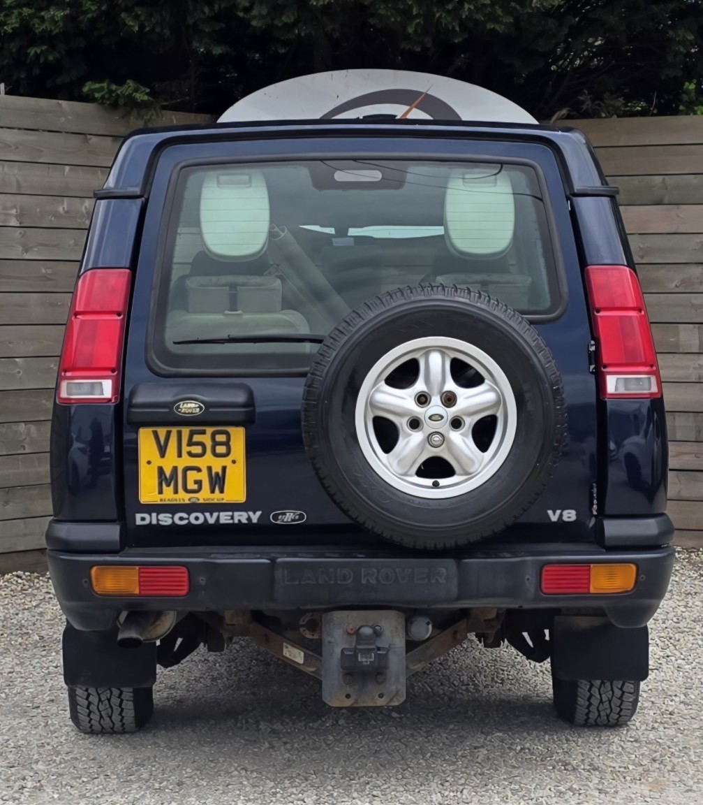 1999 Land Rover DISCOVERY 4.0 i V8 GS, exterior view 3