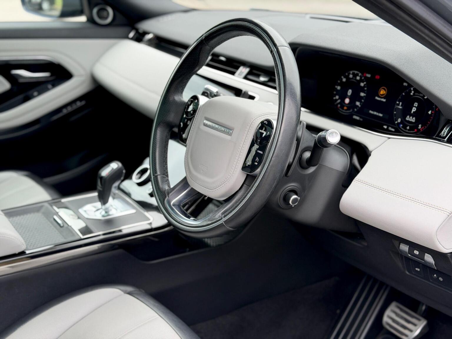 2019 Land Rover RANGE ROVER EVOQUE 2.0 D180 First Edition Auto 4WD Euro 6 (s/s) 5dr, exterior view 2