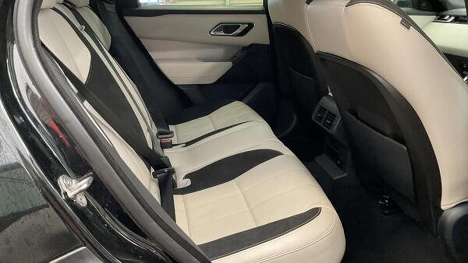 2018 Land Rover RANGE ROVER VELAR 2.0 D240 R-Dynamic S Auto 4WD Euro 6 (s/s) 5dr, exterior view 4