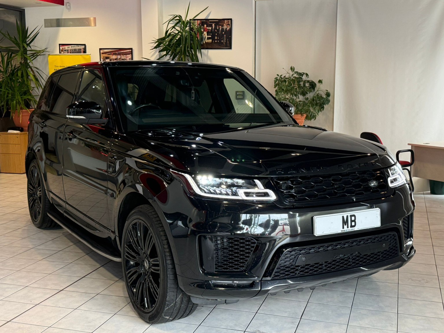 2019 Land Rover RANGE ROVER SPORT 3.0 SD V6 HSE Dynamic, exterior view 3