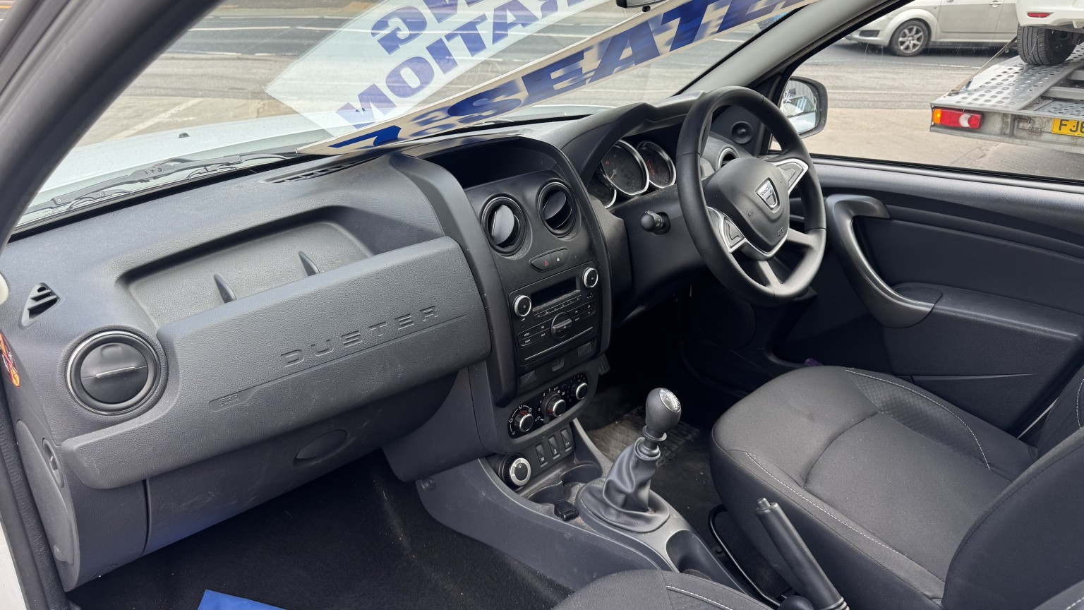 2018 Dacia DUSTER 1.6 Ambiance SCe 115 4x4 White 5dr 1 OWNER+BLUETOOTH+2KEYS, exterior view 2