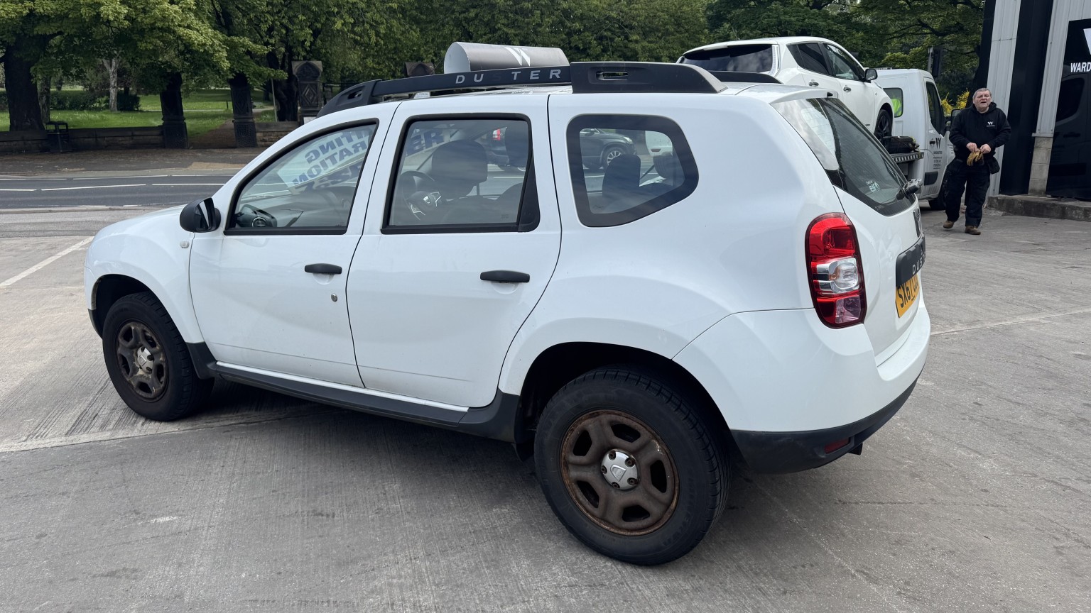 2018 Dacia DUSTER 1.6 Ambiance SCe 115 4x4 White 5dr 1 OWNER+BLUETOOTH+2KEYS, exterior view 3