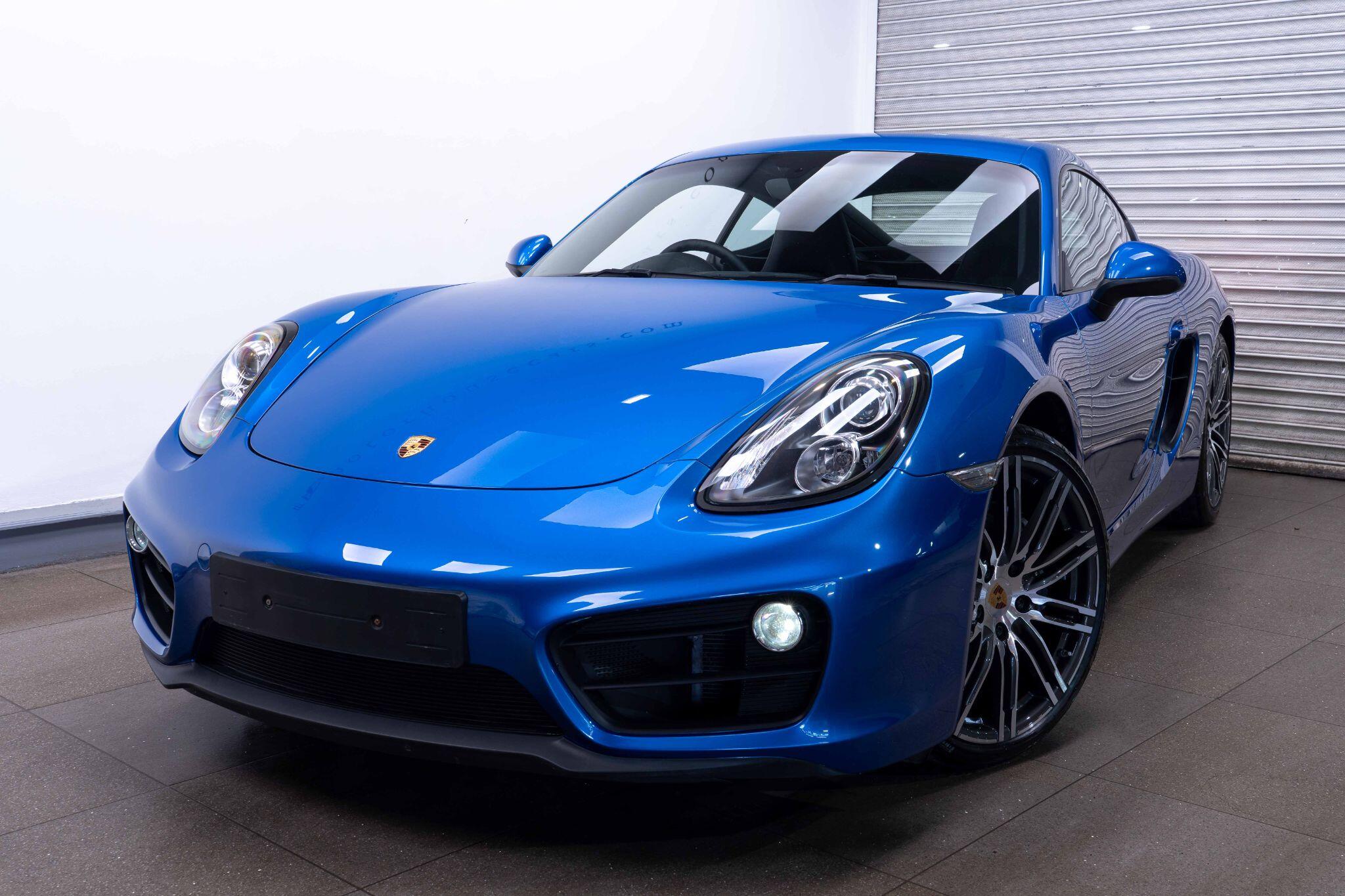 2016 Porsche Cayman 2.7 981 PDK Euro 6 (s/s) 2dr, exterior view 3
