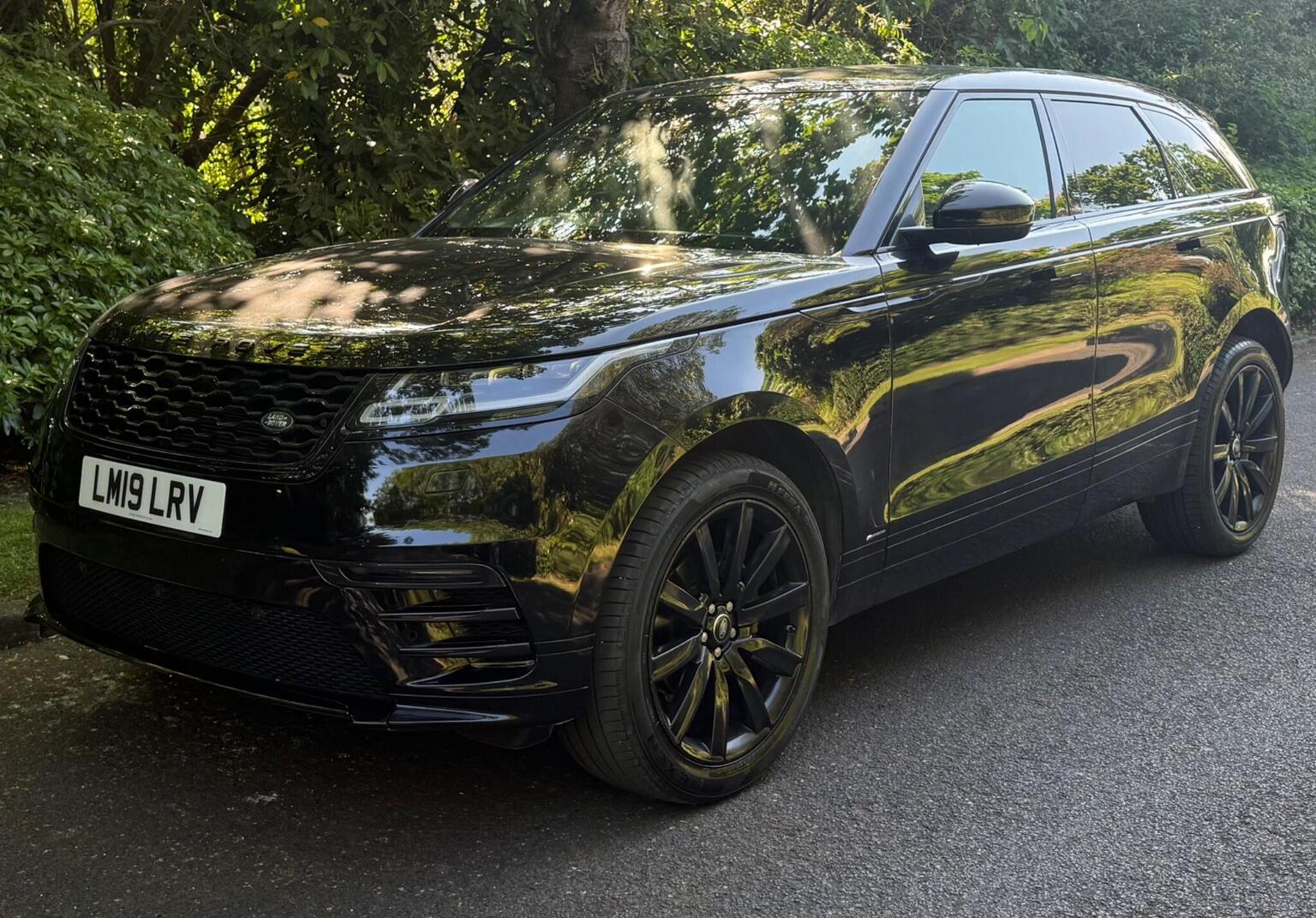 2019 Land Rover RANGE ROVER VELAR 2.0 D180 R-Dynamic S Auto 4WD Euro 6 (s/s) 5dr, exterior view 3