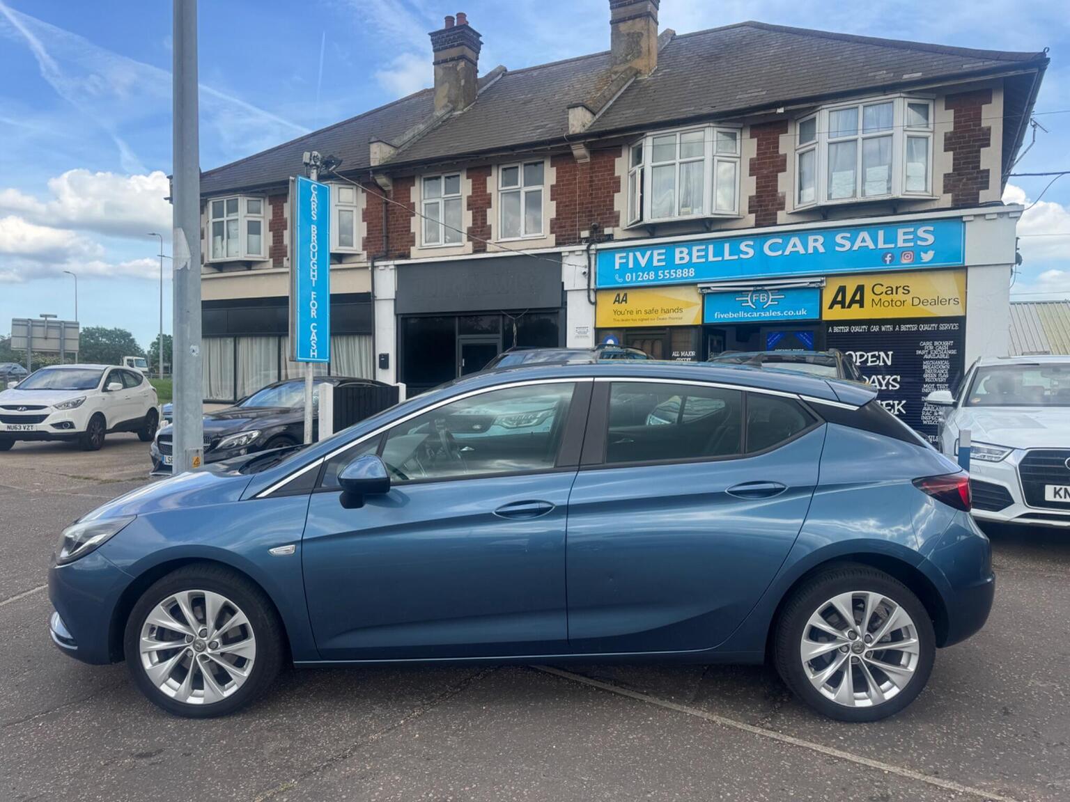 2016 Vauxhall ASTRA 1.6 CDTi ecoTEC BlueInjection Tech Line Euro 6 5dr, exterior view 2