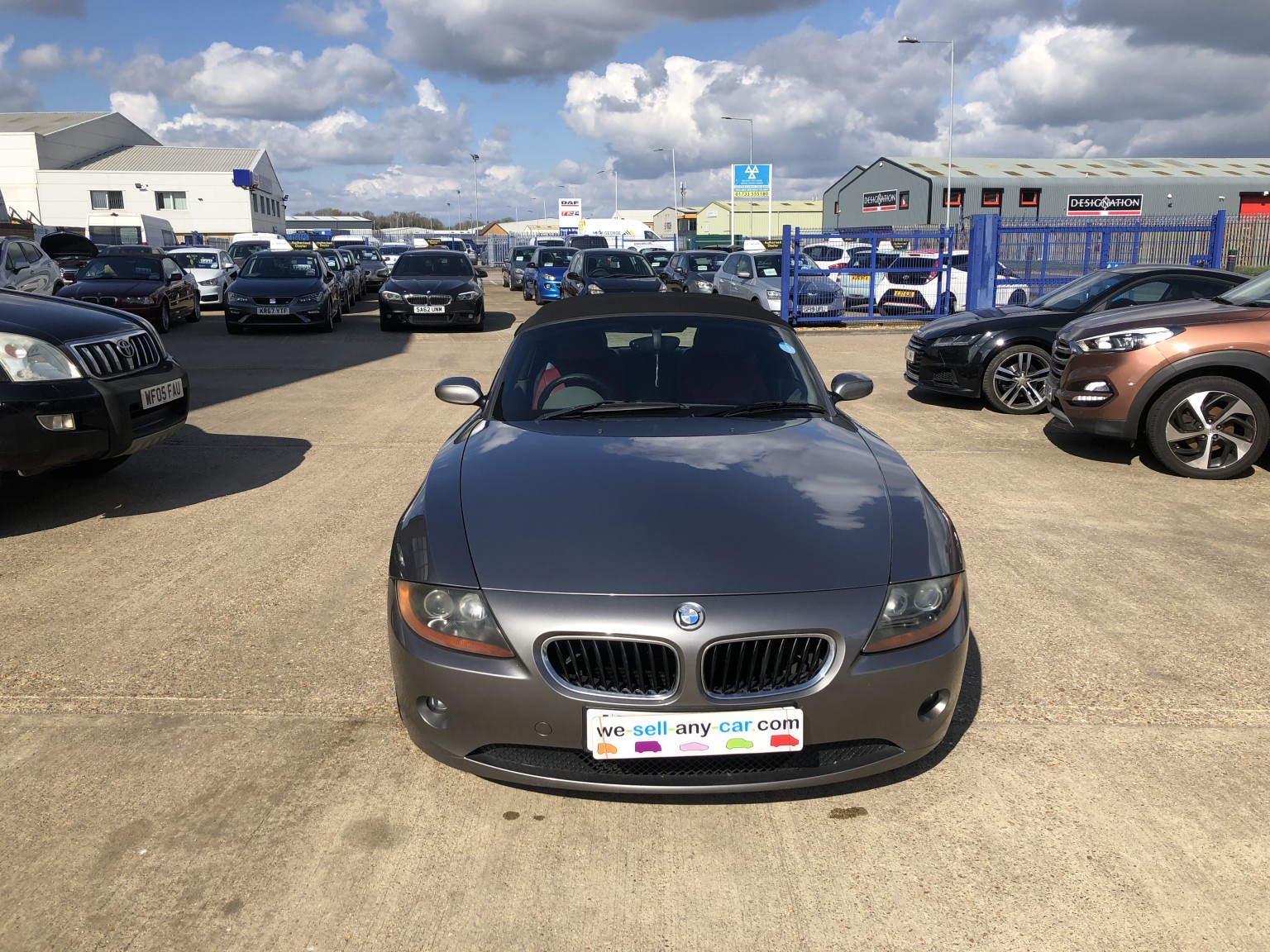 2003 BMW Z4 2.2 Z4 2.2i SE Roadster, exterior view 3