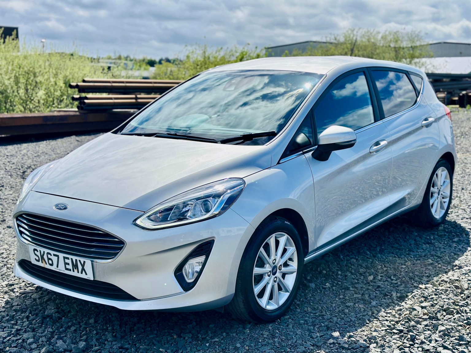 2017 Ford FIESTA 1.5 TDCi Titanium, exterior view 4