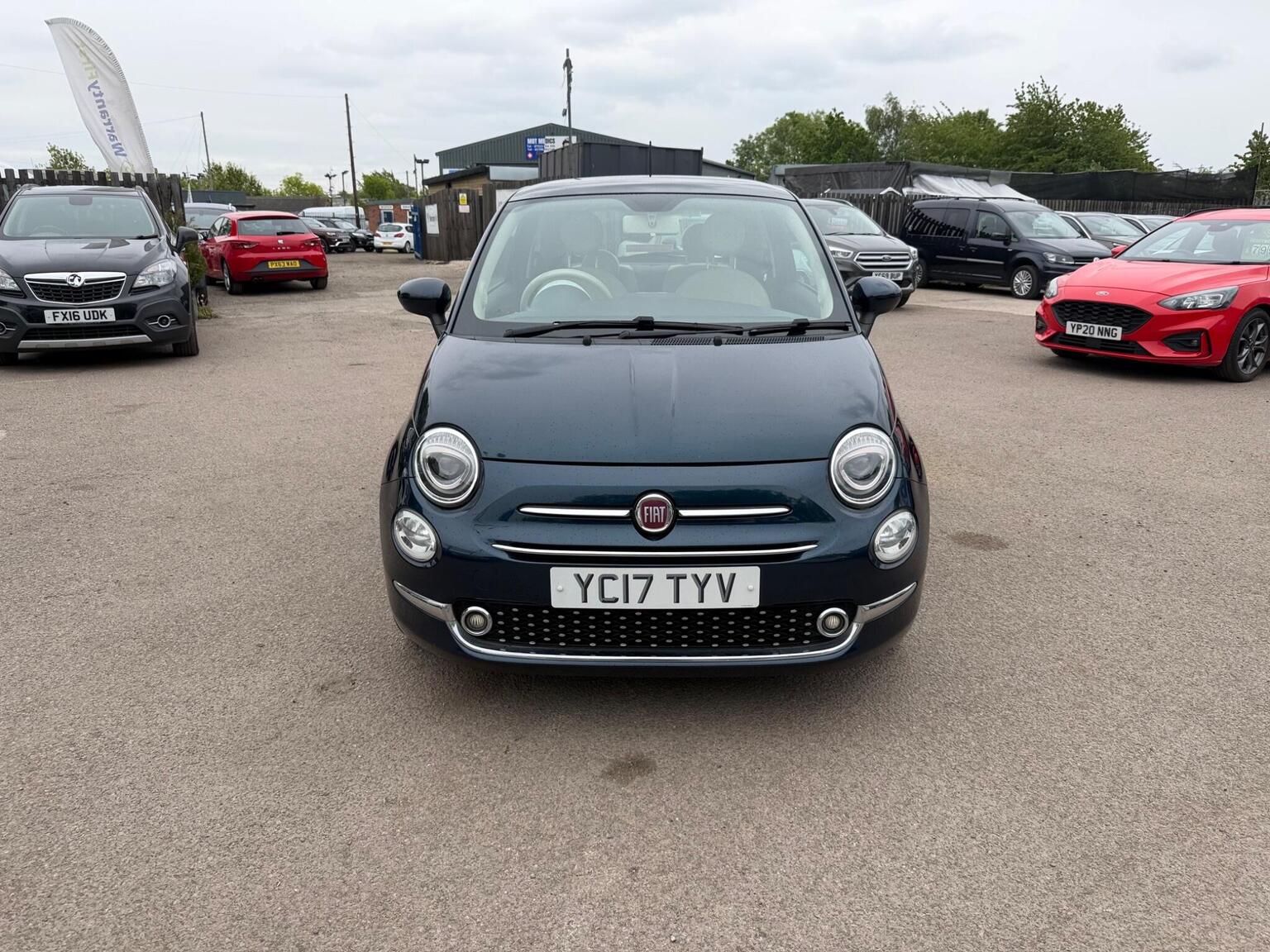2016 Fiat 500 1.2 Lounge Euro 6 (s/s) 3dr, exterior view 2