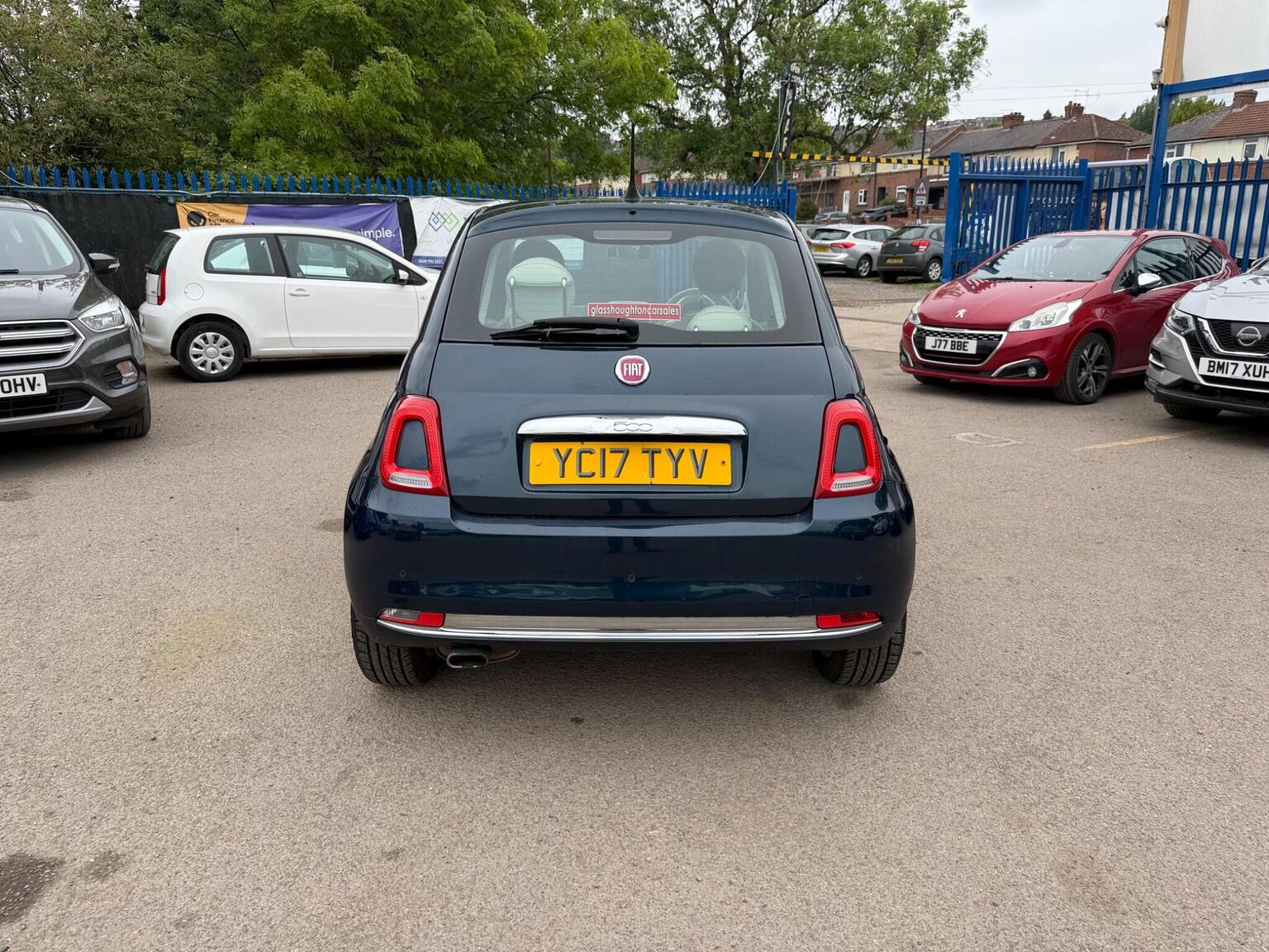 2016 Fiat 500 1.2 Lounge Euro 6 (s/s) 3dr, exterior view 4