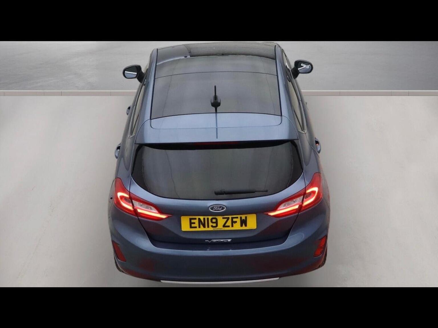 2019 Ford FIESTA 1.0T EcoBoost Vignale Euro 6 (s/s) 5dr, exterior view 4