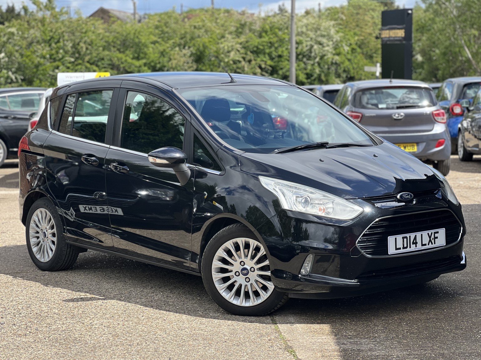 2014 Ford B-MAX 1.6 Titanium for sale, exterior front view