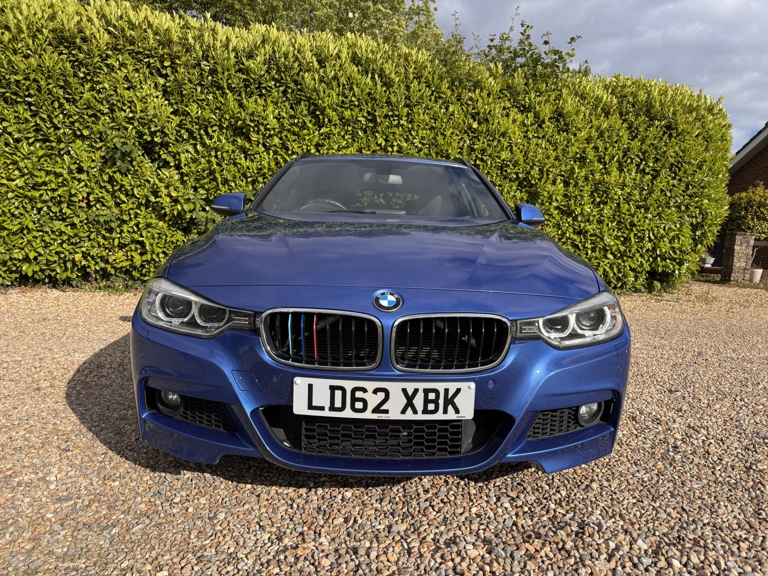 2012 BMW 3 SERIES 2.0 320d M Sport Touring, exterior view 3