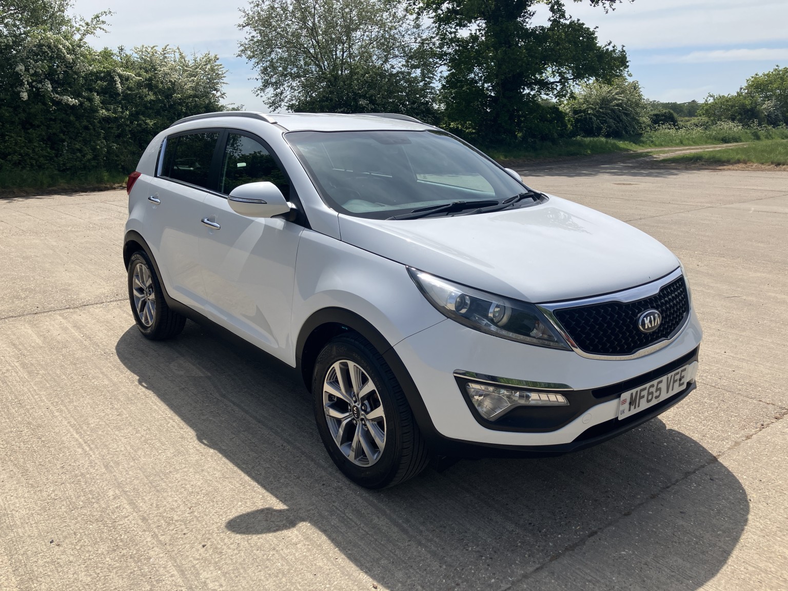 2015 Kia SPORTAGE 1.7 CRDi EcoDynamics Axis Edition, exterior view 2