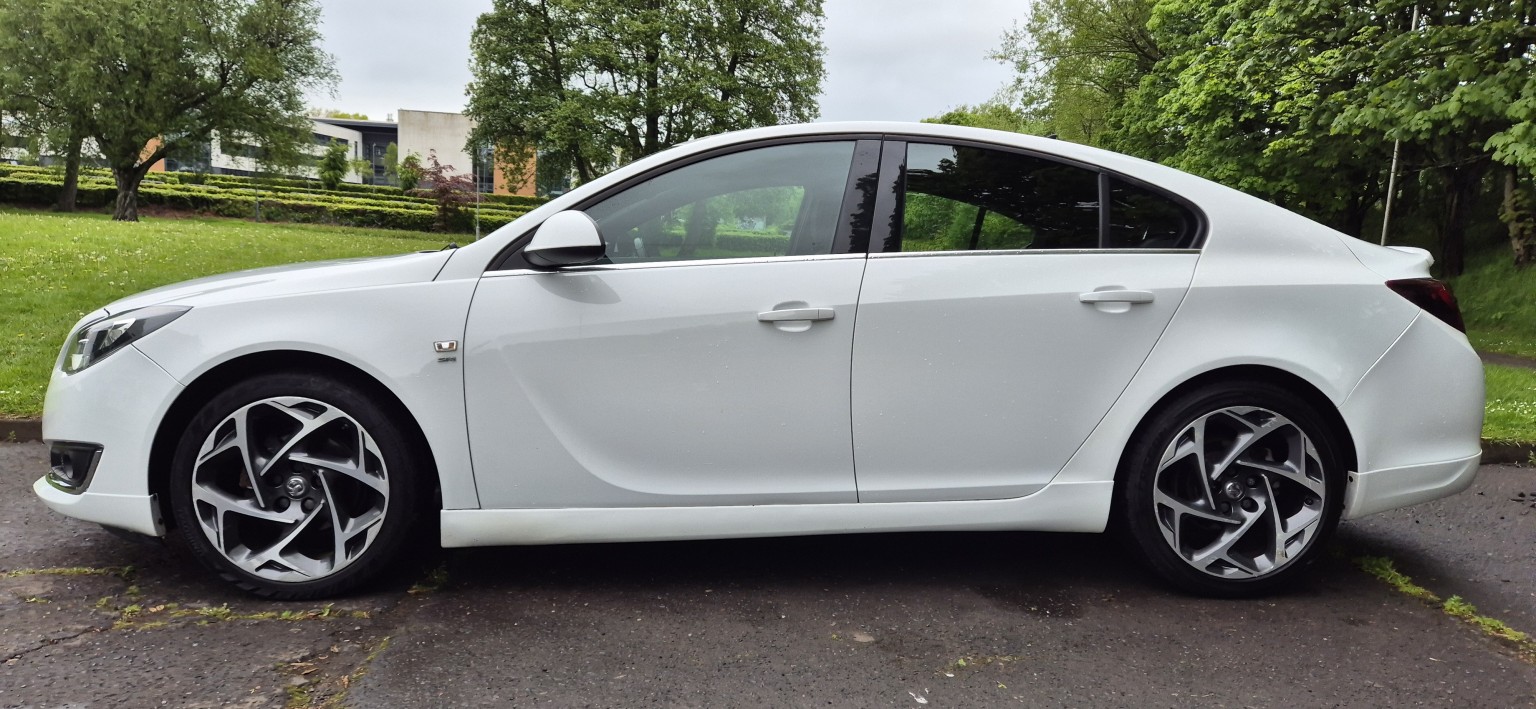 2016 Vauxhall INSIGNIA 2.0 CDTi ecoFLEX SRi VX Line Nav, exterior view 2