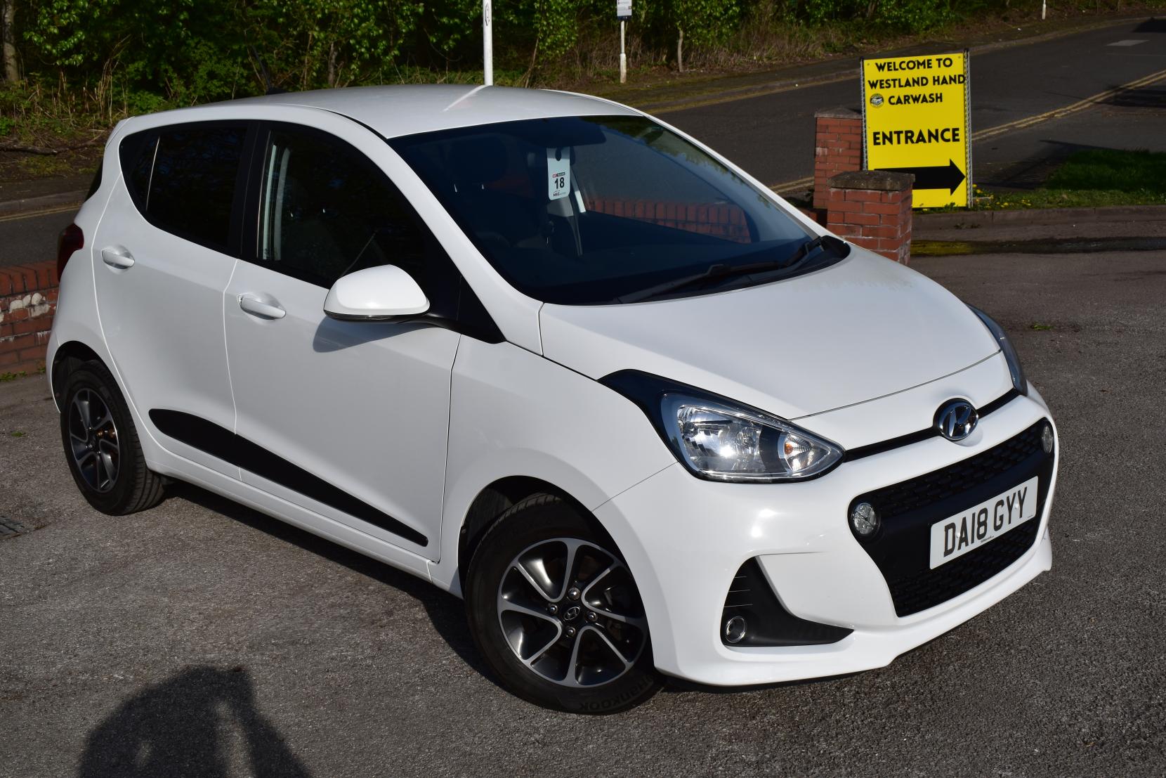 Hyundai i10 1.2 Premium Hatchback 5dr Petrol Manual Euro 6 (87 ps)