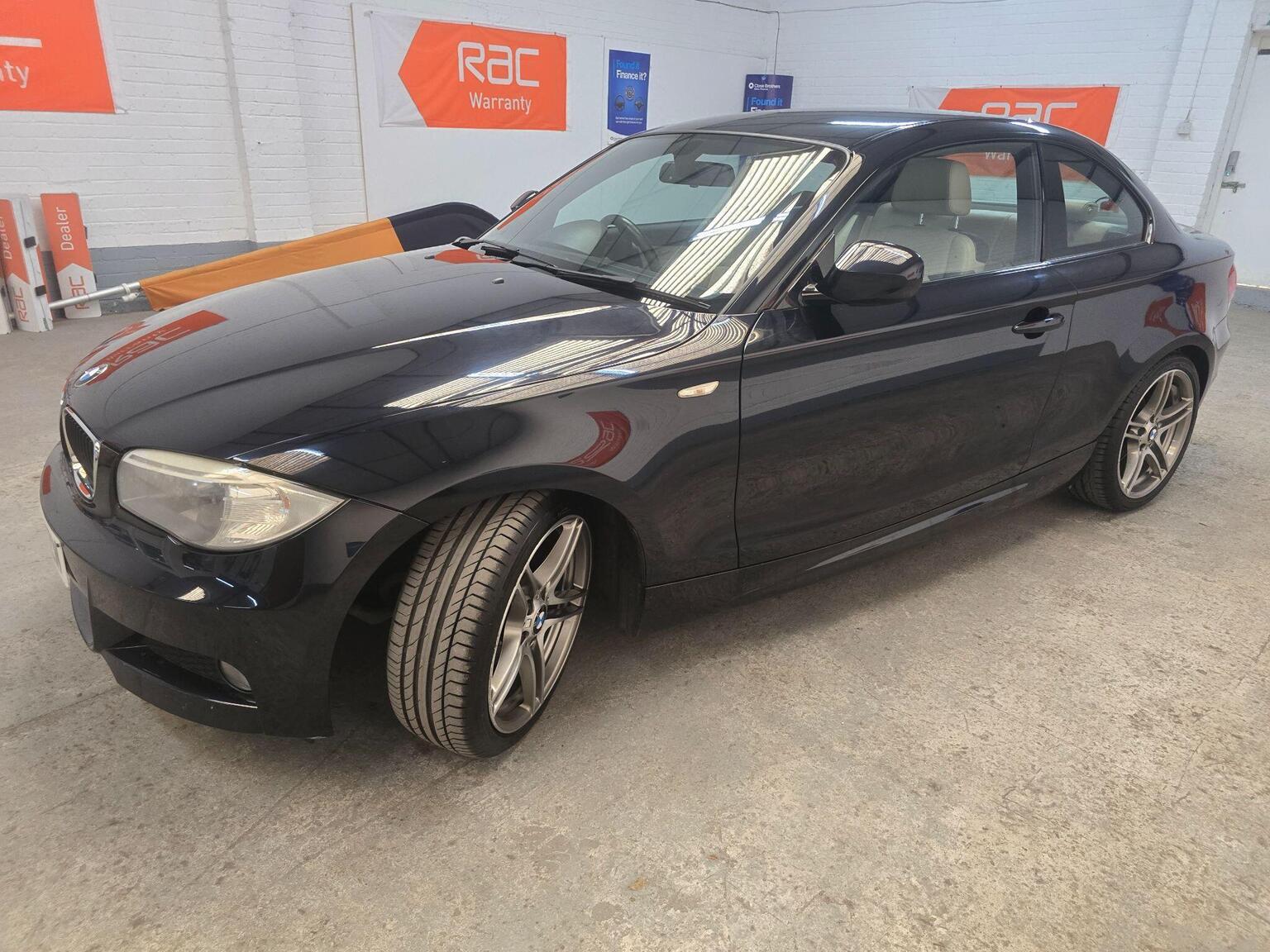 2012 BMW 1 SERIES 2.0 118d Sport Plus Edition Euro 5 (s/s) 2dr, exterior view 4